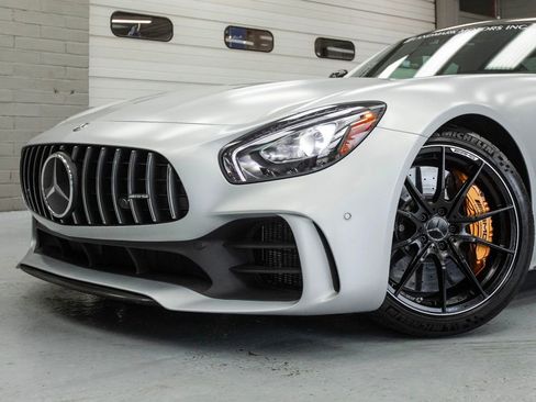 Used 2018 Mercedes-Benz AMG GT R image 23