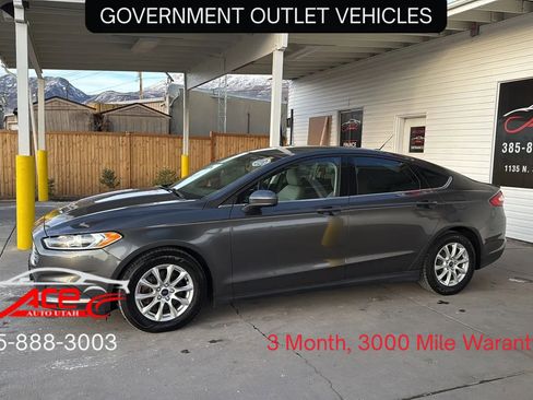 Used 2016 Ford Fusion S image 4