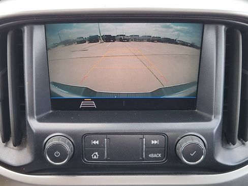Used 2022 Chevrolet Colorado LT w/ Fleet Safety Package RWD image 16