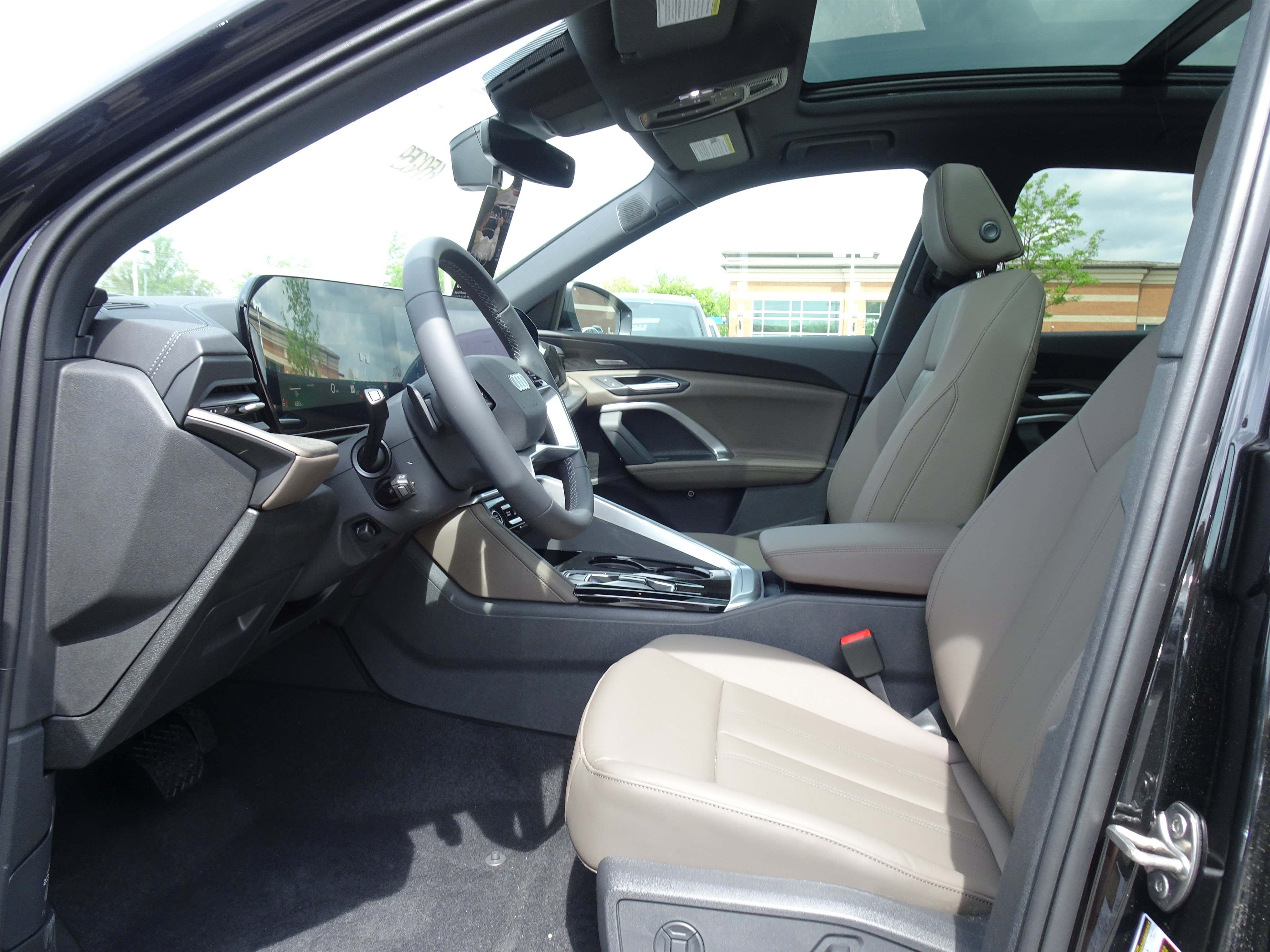 New 2026 Audi Q5 Premium Plus w/ Premium Plus AWD/4WD image 4