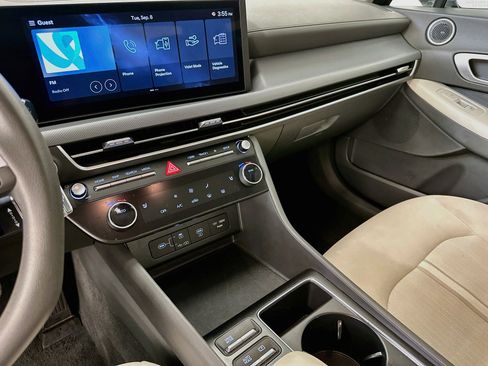 Used 2025 Hyundai Sonata SEL FWD image 26