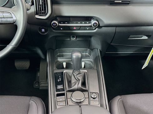 Certified 2025 MAZDA CX-50 AWD 2.5 S w/ Premium Package image 18