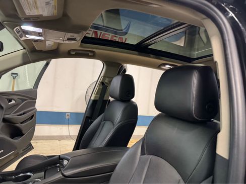 Used 2017 Buick Envision Premium w/ Driver Confidence Package image 17