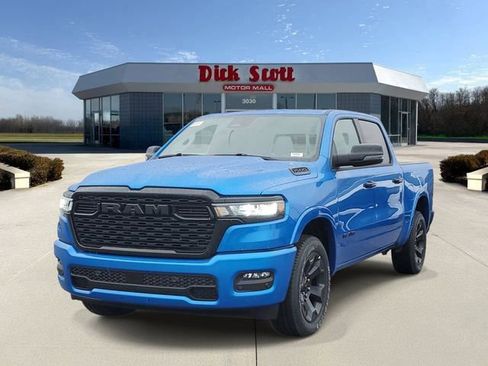 New 2026 RAM 1500 4x4 Crew Cab image 5
