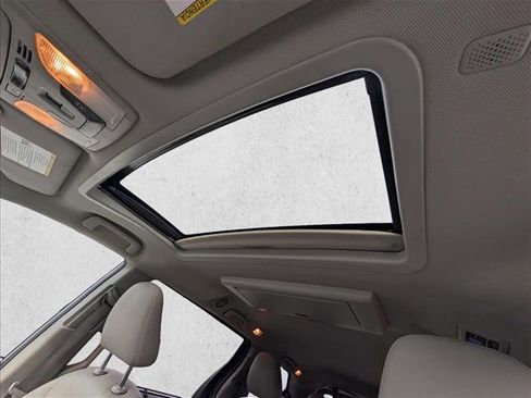 Used 2020 Toyota Sienna XLE Premium image 14