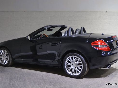 Used 2009 Mercedes-Benz SLK 350 image 7
