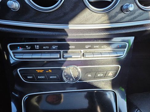 Used 2017 Mercedes-Benz E 300 4MATIC w/ Premium 1 Package image 24