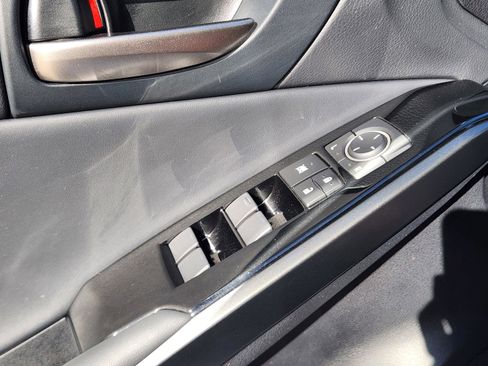 Used 2024 Lexus IS 300 300 w/ Comfort Package image 22