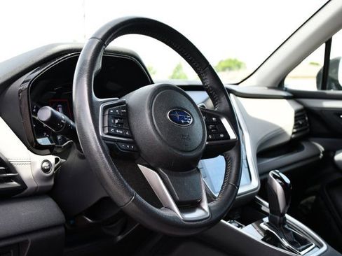 Used 2023 Subaru Outback Premium AWD/4WD image 15