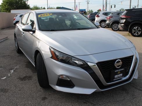 Used 2022 Nissan Altima 2.5 S FWD image 7