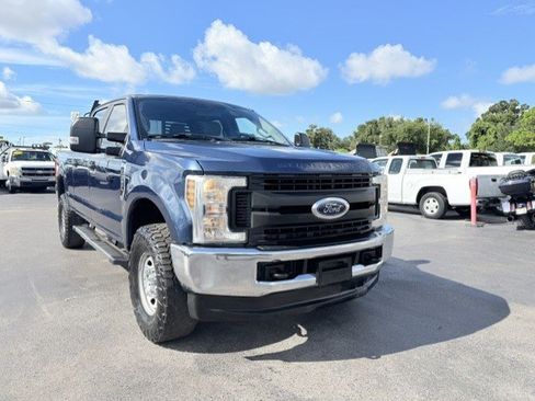 Used 2019 Ford F250 XL w/ Power Equipment Group AWD/4WD image 4