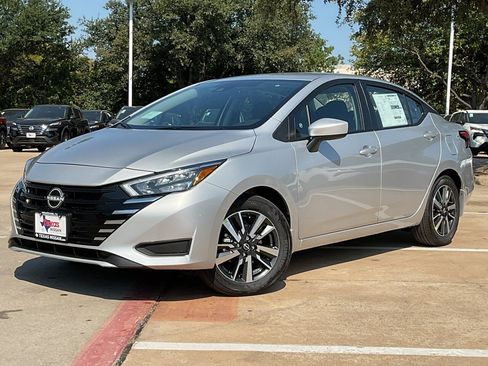 New 2025 Nissan Versa SV w/ Trunk Package image 2