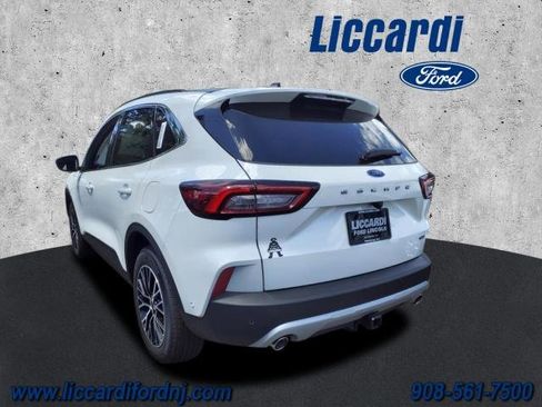 New 2024 Ford Escape SE w/ PHEV Premium Package image 4