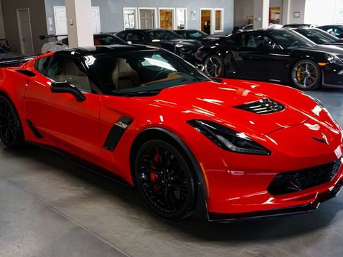 Used 2016 Chevrolet Corvette Z06 image 5