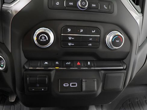 Used 2024 GMC Sierra 1500 Pro w/ Graphite Edition AWD/4WD image 10