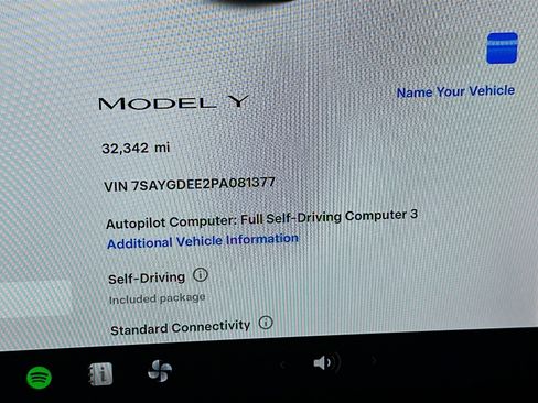Used 2023 Tesla Model Y Long Range AWD/4WD image 18