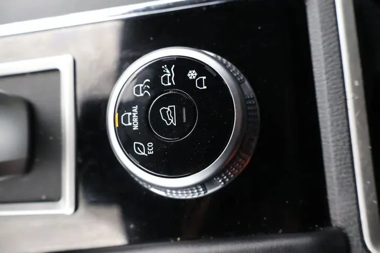 Used 2024 Mitsubishi Outlander FWD image 35