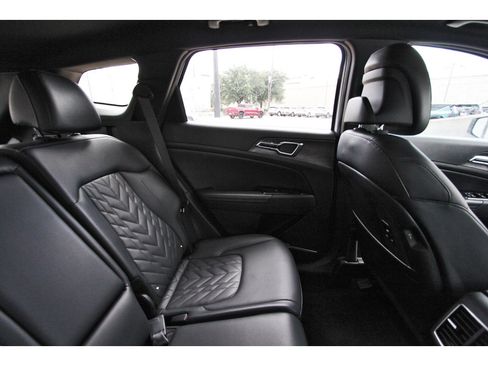 Certified 2023 Kia Sportage X-Pro AWD/4WD image 13
