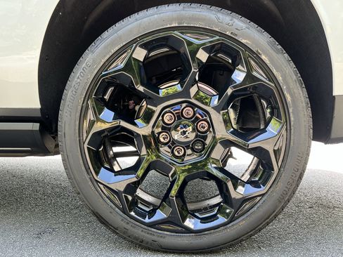 New 2026 Chevrolet Suburban High Country AWD/4WD image 46