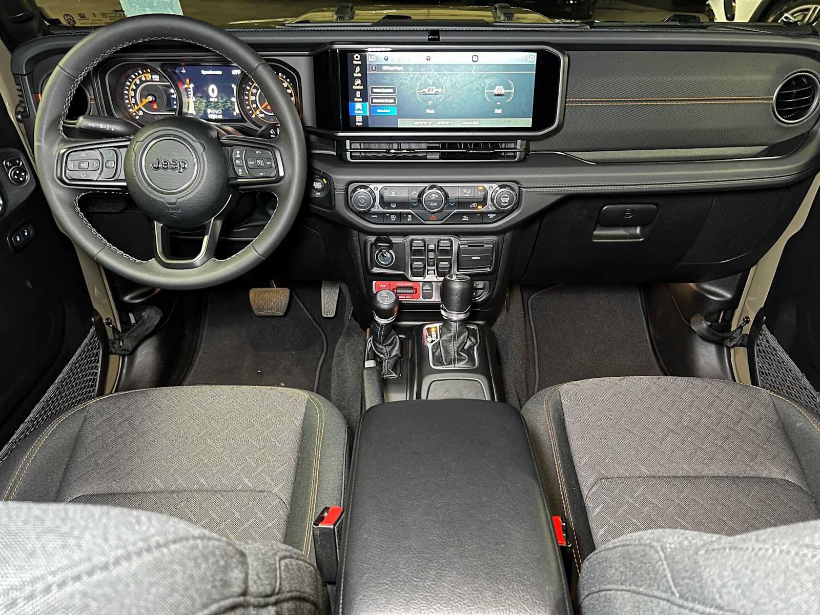 Used 2026 Jeep Gladiator Mojave AWD/4WD image 40
