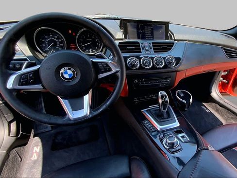 Used 2014 BMW Z4 sDrive35i RWD image 16