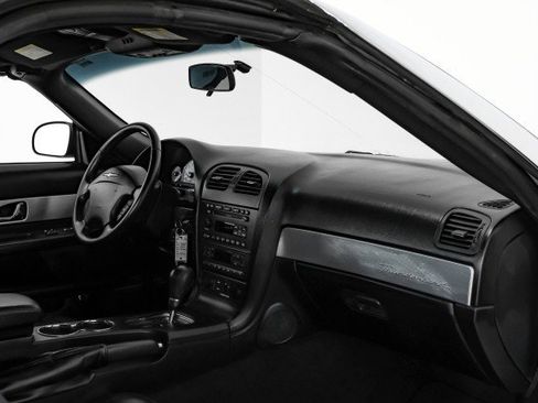 Used 2004 Ford Thunderbird image 15