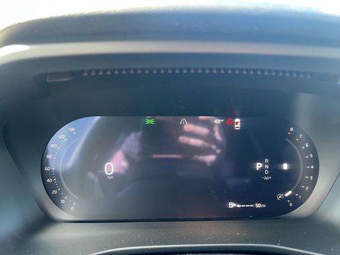 New 2026 Volvo XC40 B5 Plus w/ Protection Package Premier AWD/4WD image 14