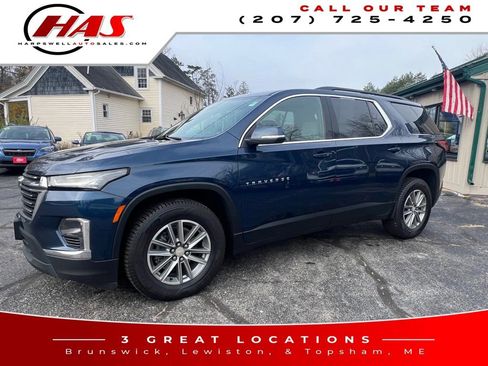 Used 2022 Chevrolet Traverse LT image 2