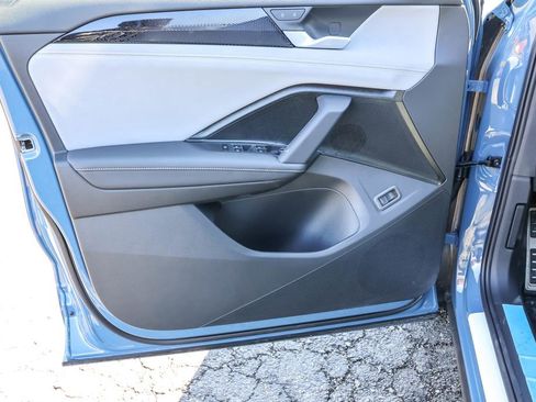 New 2026 Volkswagen Tiguan SE R-Line image 33