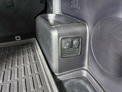 Used 2024 Toyota 4Runner Limited image 14