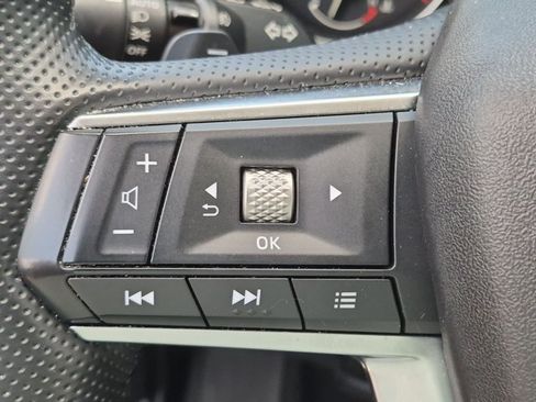 Used 2024 Mitsubishi Outlander SE FWD image 14