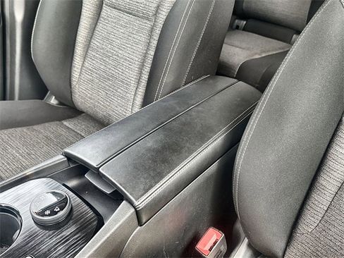 Certified 2022 Nissan Rogue SV image 20