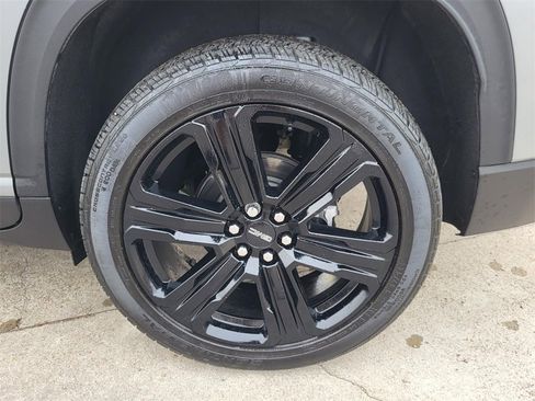 Used 2024 GMC Acadia Elevation w/ Black Edition image 31