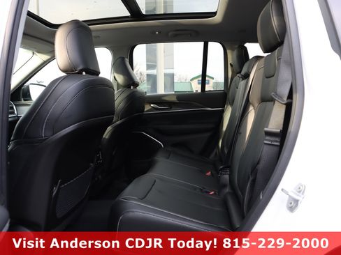New 2023 Jeep Grand Cherokee 4WD 4xe image 6