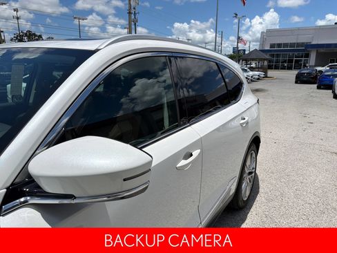 Used 2023 Acura MDX SH-AWD w/ Advance Package image 12