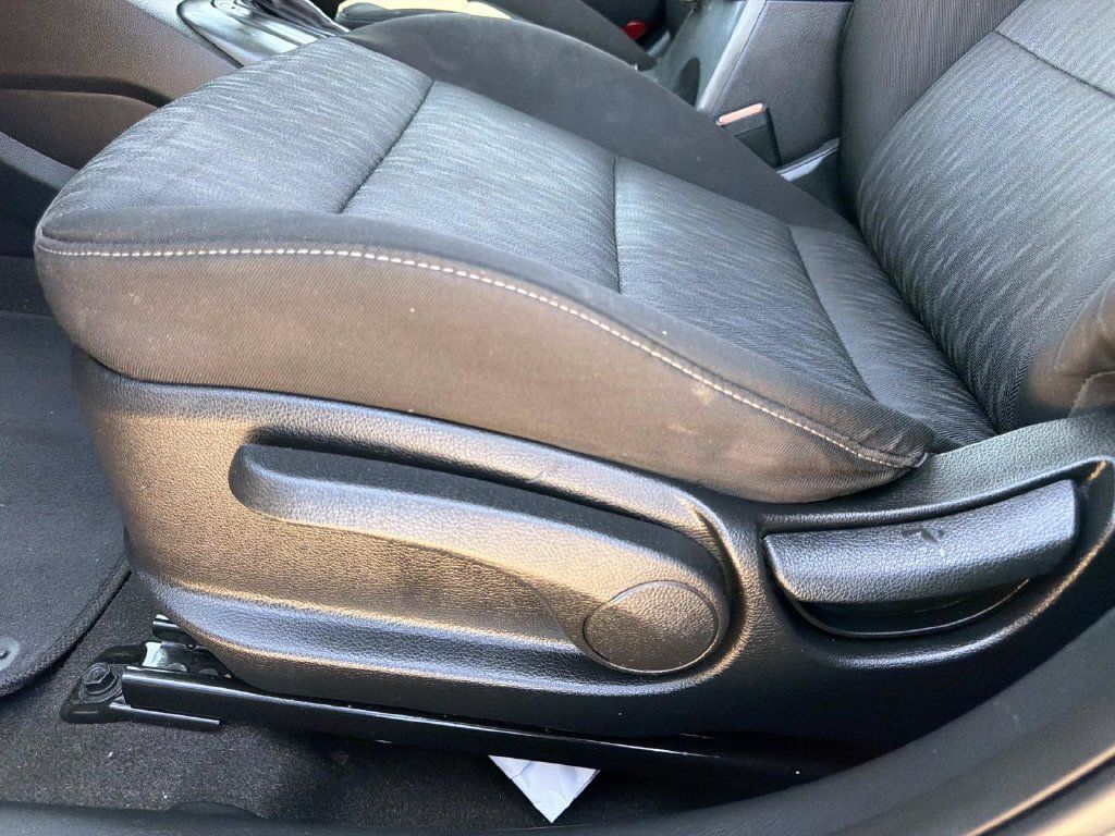 Used 2016 Kia Forte LX FWD image 16