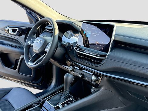 New 2026 Jeep Compass Latitude image 5