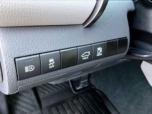 Used 2023 Toyota Camry LE image 32