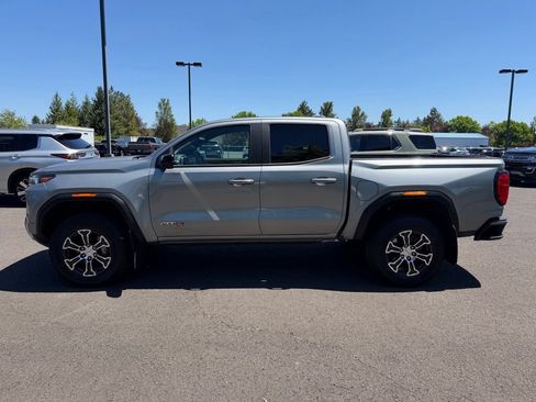 Used 2024 GMC Canyon AT4 w/ Technology Package AWD/4WD image 5