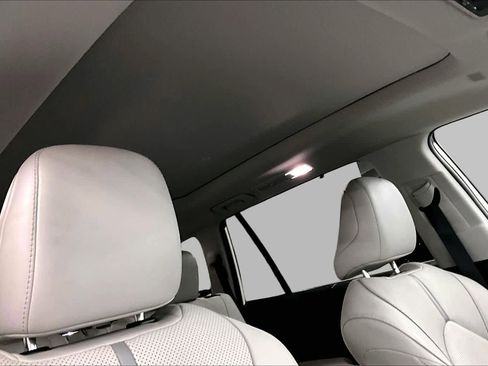 Used 2024 Toyota Grand Highlander AWD image 13