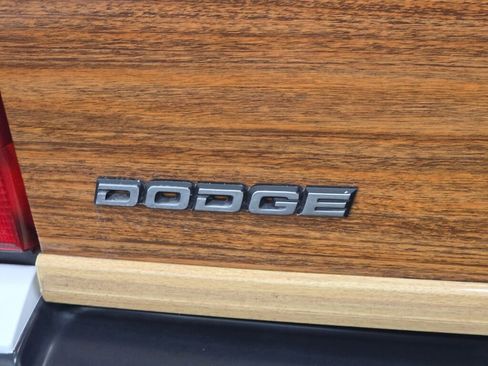 Used 1990 Dodge Grand Caravan LE image 22