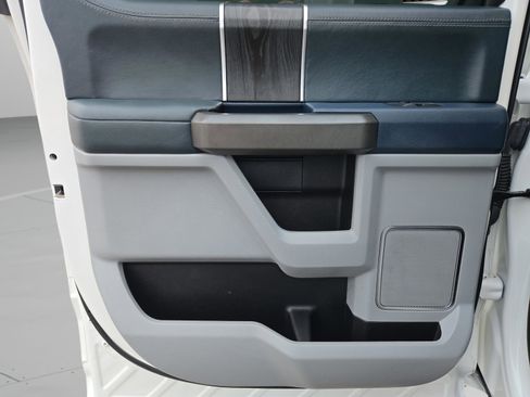 Used 2022 Ford F350 Limited w/ FX4 Off-Road Package image 30