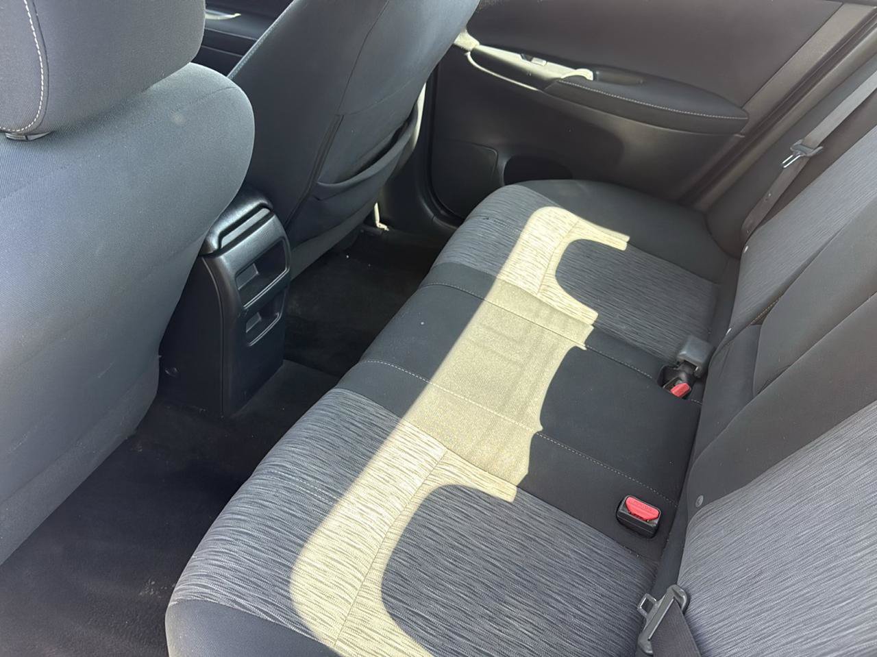 Used 2015 Nissan Sentra SV w/ Style Package FWD image 8