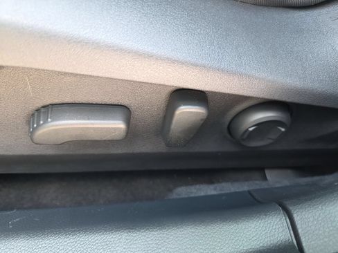 Certified 2024 Subaru Outback Premium AWD/4WD image 17