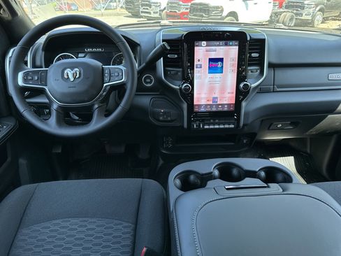 New 2026 RAM 3500 Big Horn AWD/4WD image 9