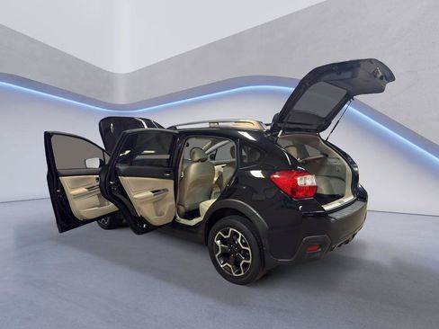 Used 2015 Subaru Crosstrek 2.0i Limited w/ Popular Package #2 AWD/4WD image 12