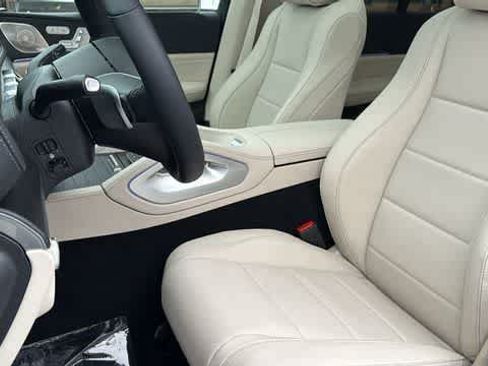 Certified 2026 Mercedes-Benz GLE 350 4MATIC image 9
