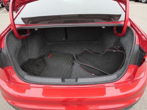 Used 2024 Volkswagen Jetta GLI Autobahn w/ GLI Black Package image 18