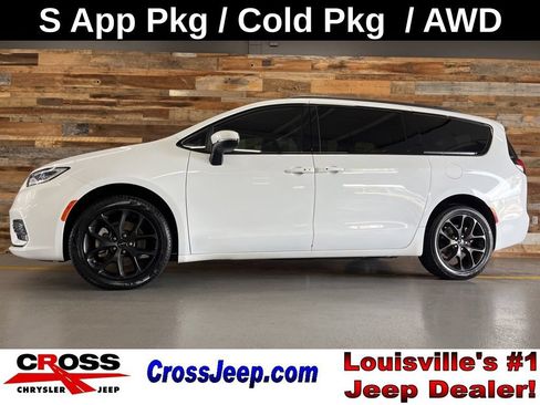 Used 2023 Chrysler Pacifica Touring-L w/ S Appearance Package AWD/4WD image 1