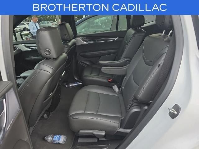 Used 2022 Cadillac XT6 Sport w/ Technology Package AWD/4WD image 12